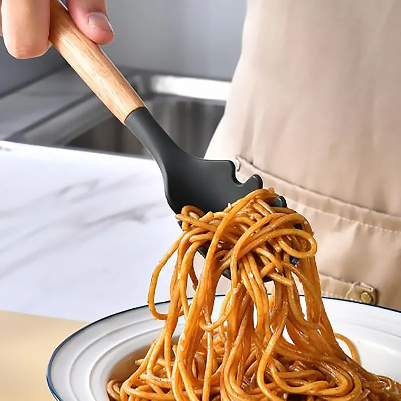 실리콘 식기 세트, 검은색 논스틱 조리기구, 나무 손잡 - Hi Tech Kitchen Accessories 리뷰 및 가격